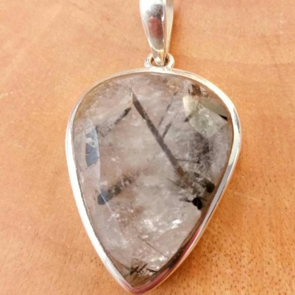 TOURMALINE AND QUARTZ CRYSTAL NECKLACE - Picture 2 of 3